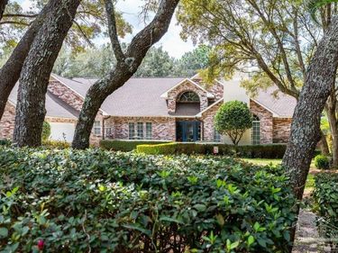 2639 Cove Rd, Navarre, FL 32566