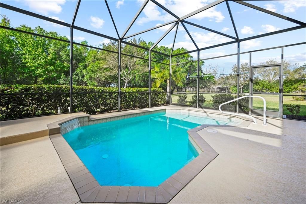 20674 Larino Loop, Estero, FL 33928 Photo