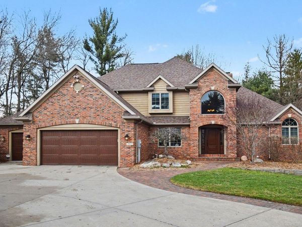 1913 Woodstone Court, Goshen, IN 46526