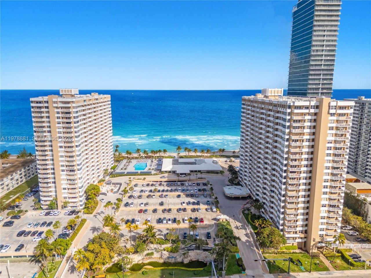 1980 S Ocean Dr, Unit 16Q, Hallandale Beach, FL 33009 Photo