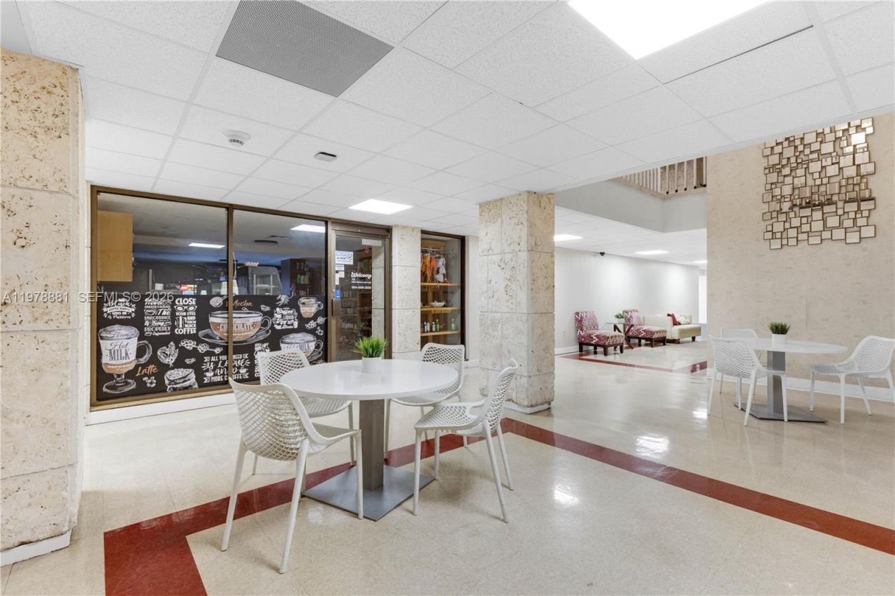 1980 S Ocean Dr, Unit 16Q, Hallandale Beach, FL 33009 Photo