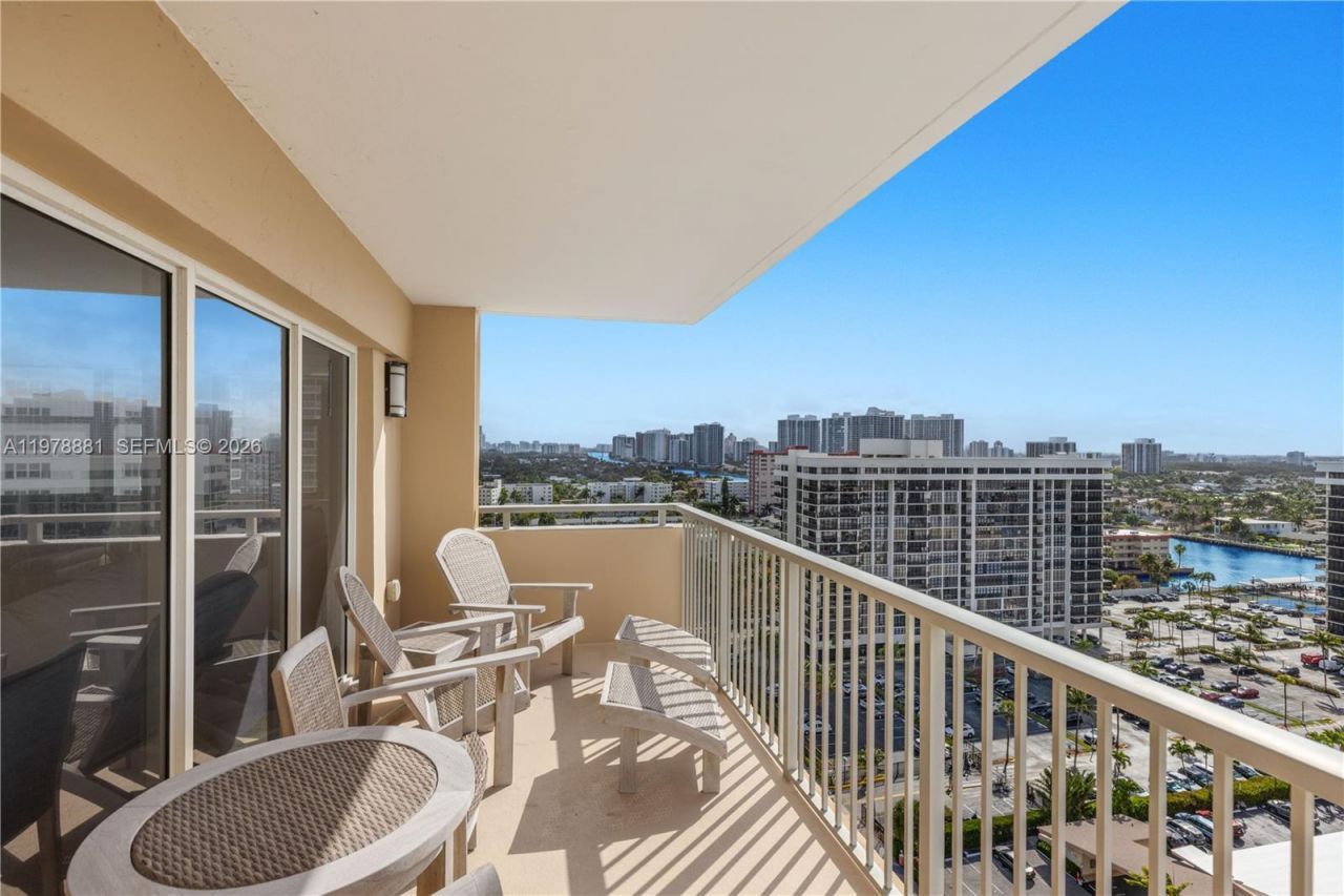 1980 S Ocean Dr, Unit 16Q, Hallandale Beach, FL 33009 Photo