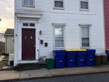 19 W LOCUST STREET, MECHANICSBURG, PA 17055