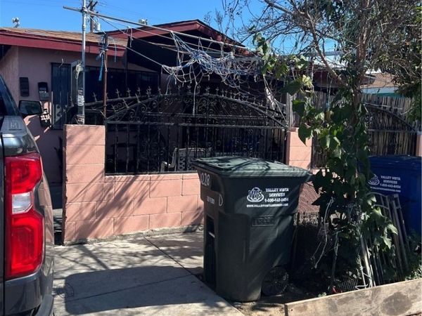 1228 S Ditman, Los Angeles, CA 90023