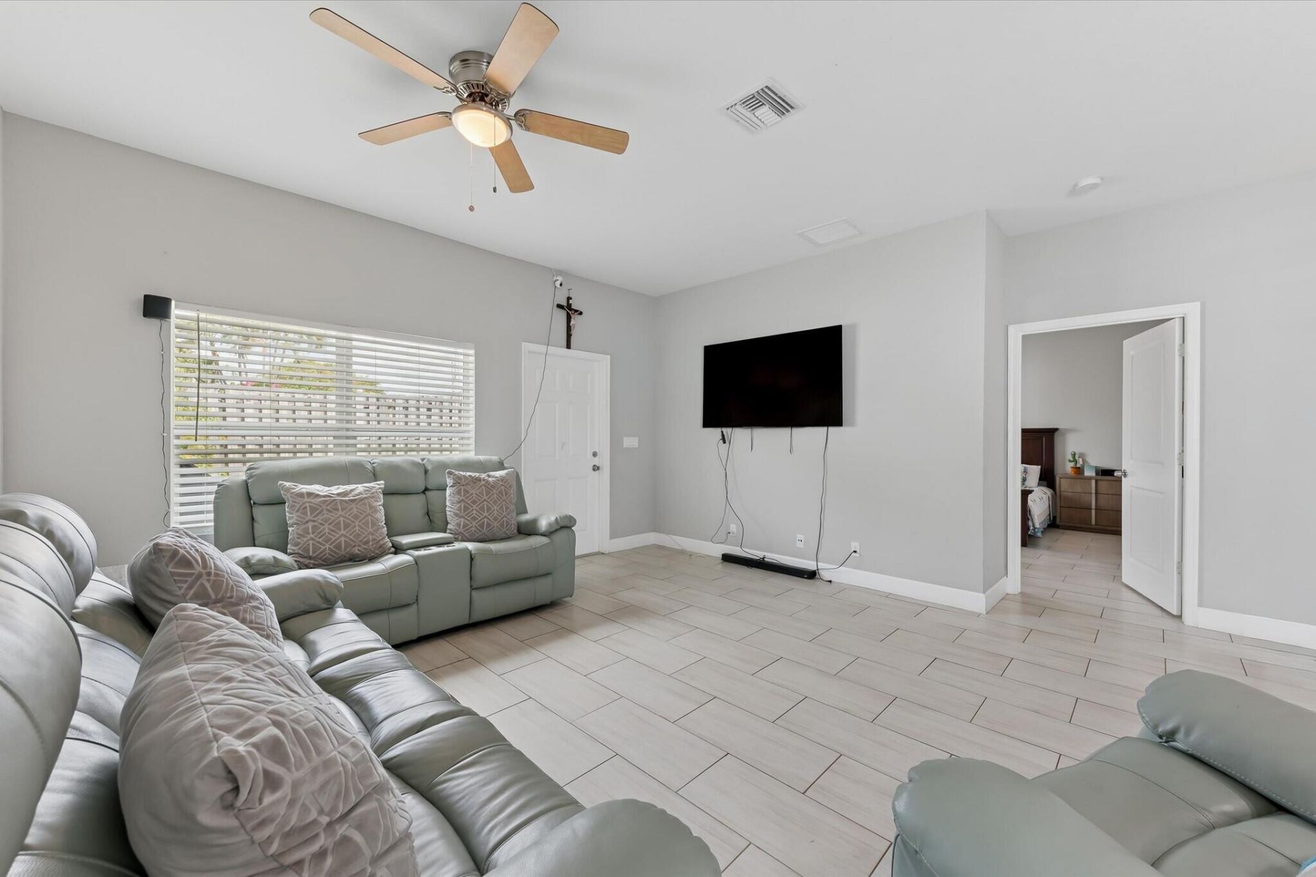 525 NW 12th Avenue, Boynton Beach, FL 33435 Photo