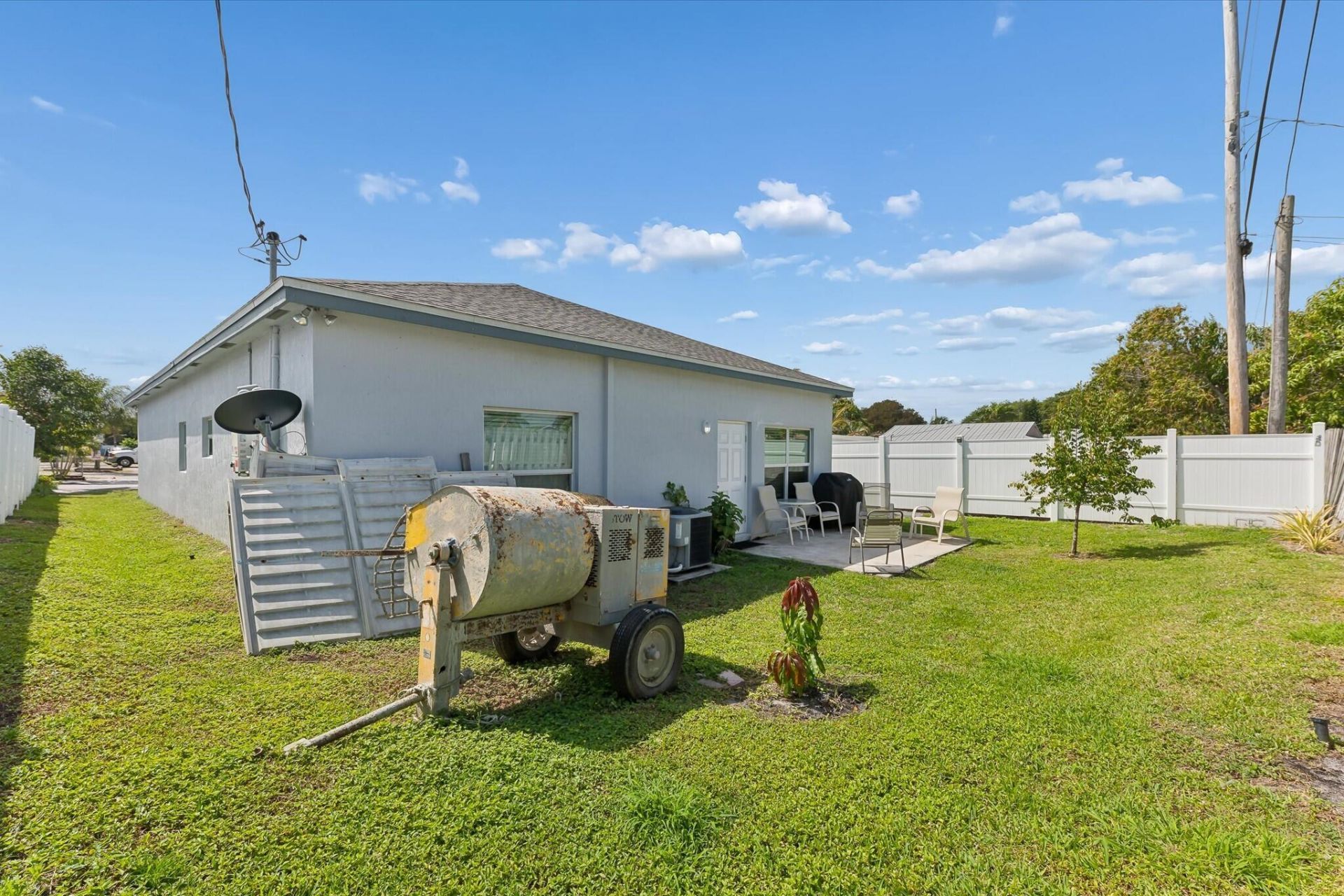 525 NW 12th Avenue, Boynton Beach, FL 33435 Photo