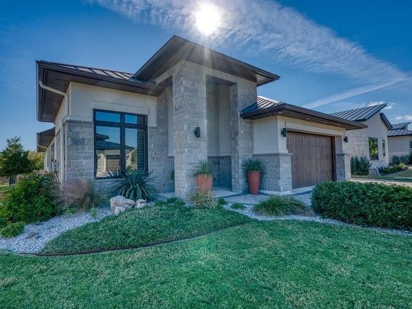202 Azalea LOOP, Horseshoe Bay, TX 78657