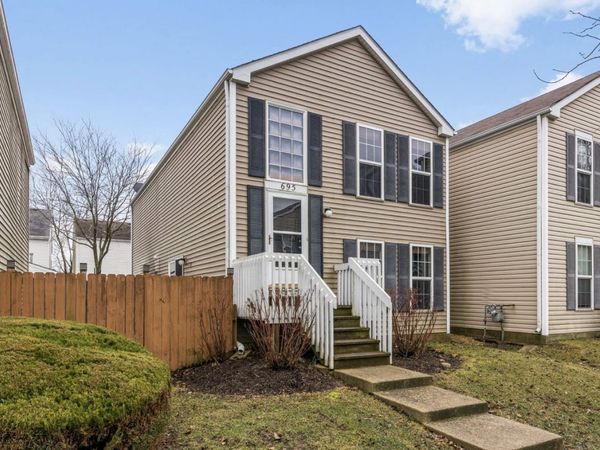 695 Serendipity Drive , Aurora, IL 60504