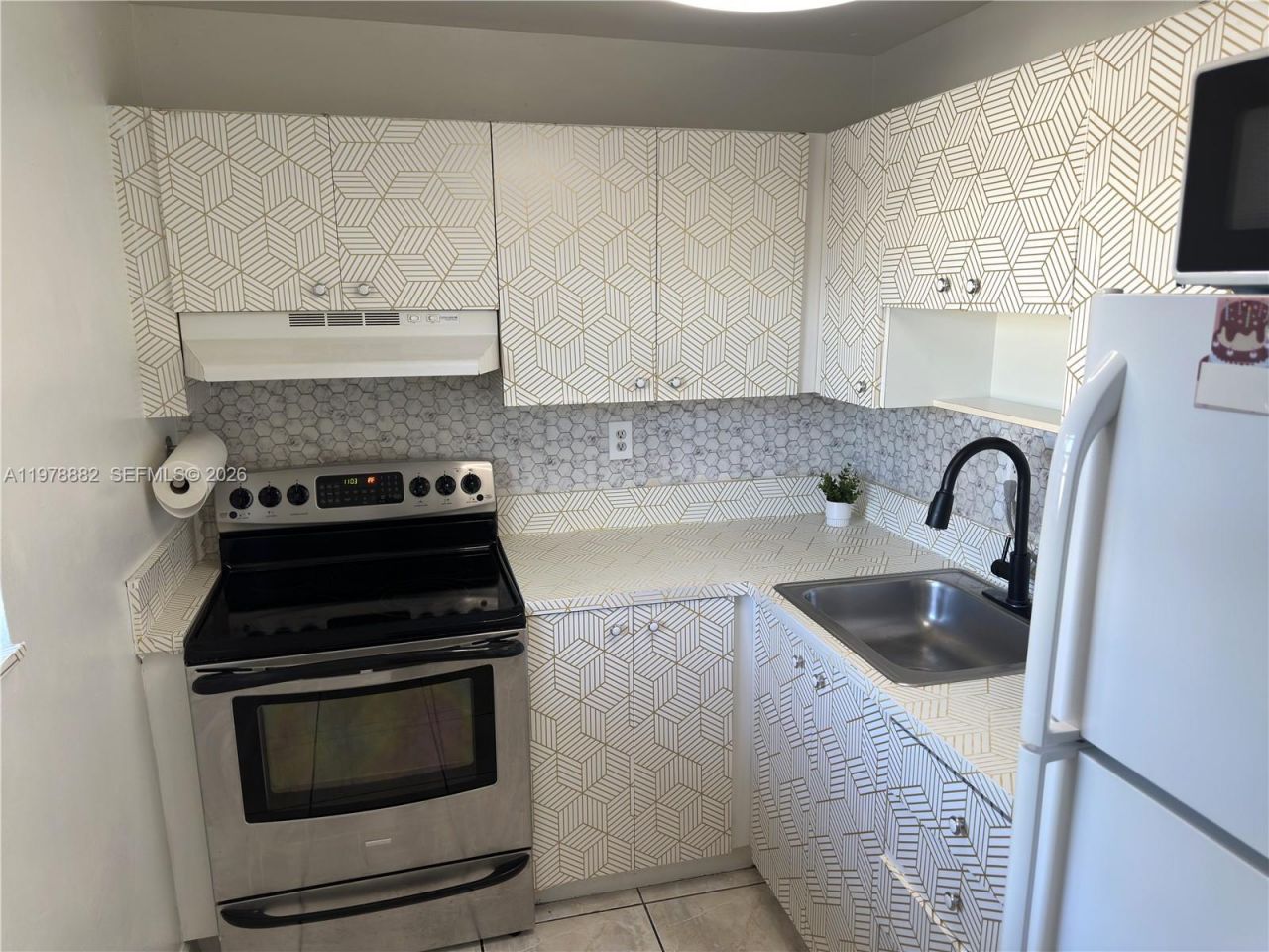 1725 W 60th St, Unit F330, Hialeah, FL 33012 Photo