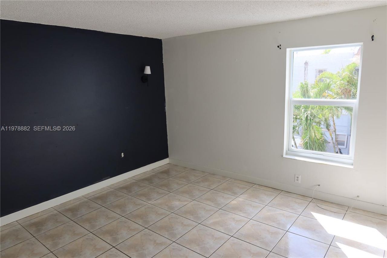1725 W 60th St, Unit F330, Hialeah, FL 33012 Photo