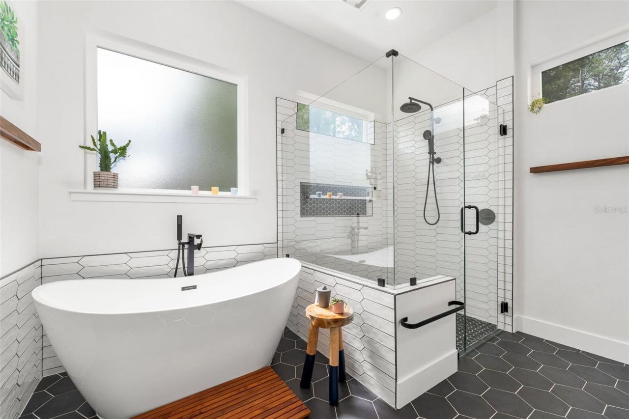 3590 NW 49th Drive, Gainesville, FL 32606 Photo