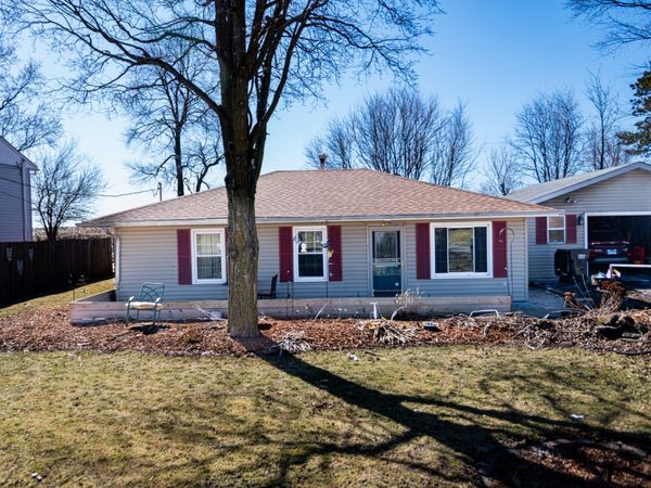 13610 137th Avenue , Taylor Ridge, IL 61284