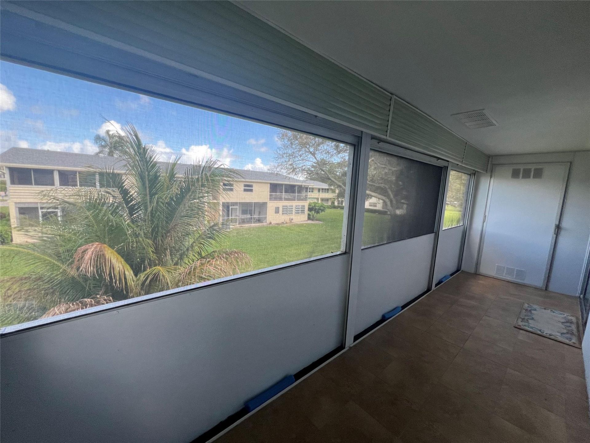 304 Oakridge Q, Unit 304, Deerfield Beach, FL 33442 Photo