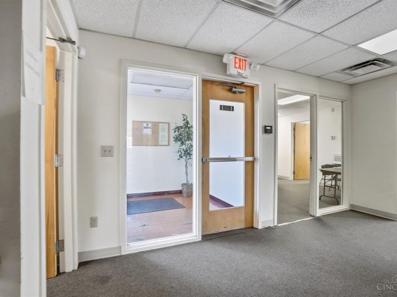 3751 Warsaw Avenue, Cincinnati, OH 45205 Photo 9