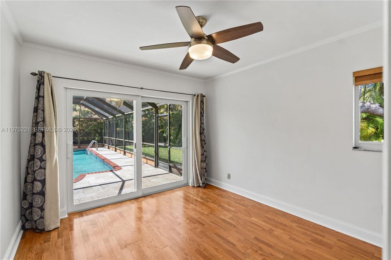 7521 SW 175th St, Palmetto Bay, FL 33157 Photo