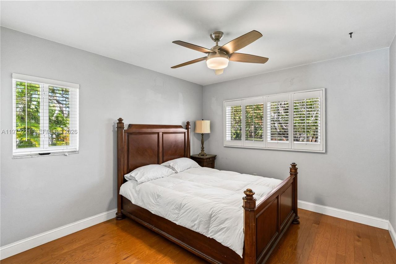 7521 SW 175th St, Palmetto Bay, FL 33157 Photo