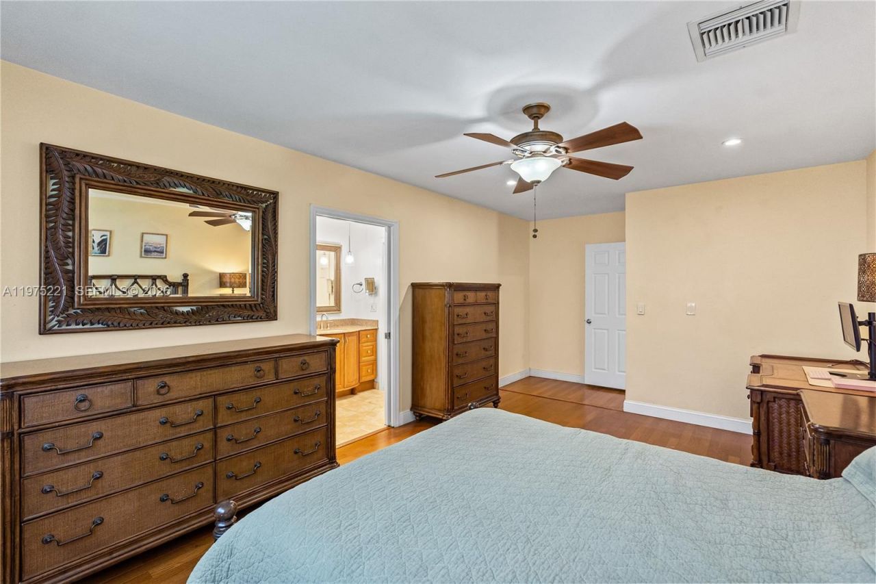 7521 SW 175th St, Palmetto Bay, FL 33157 Photo