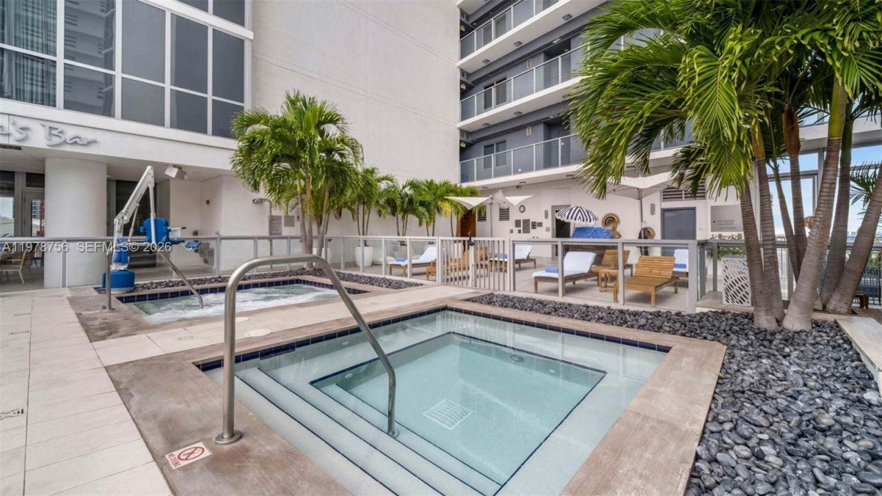 1100 Biscayne Blvd , Unit 4002, Miami, FL 33132 Photo