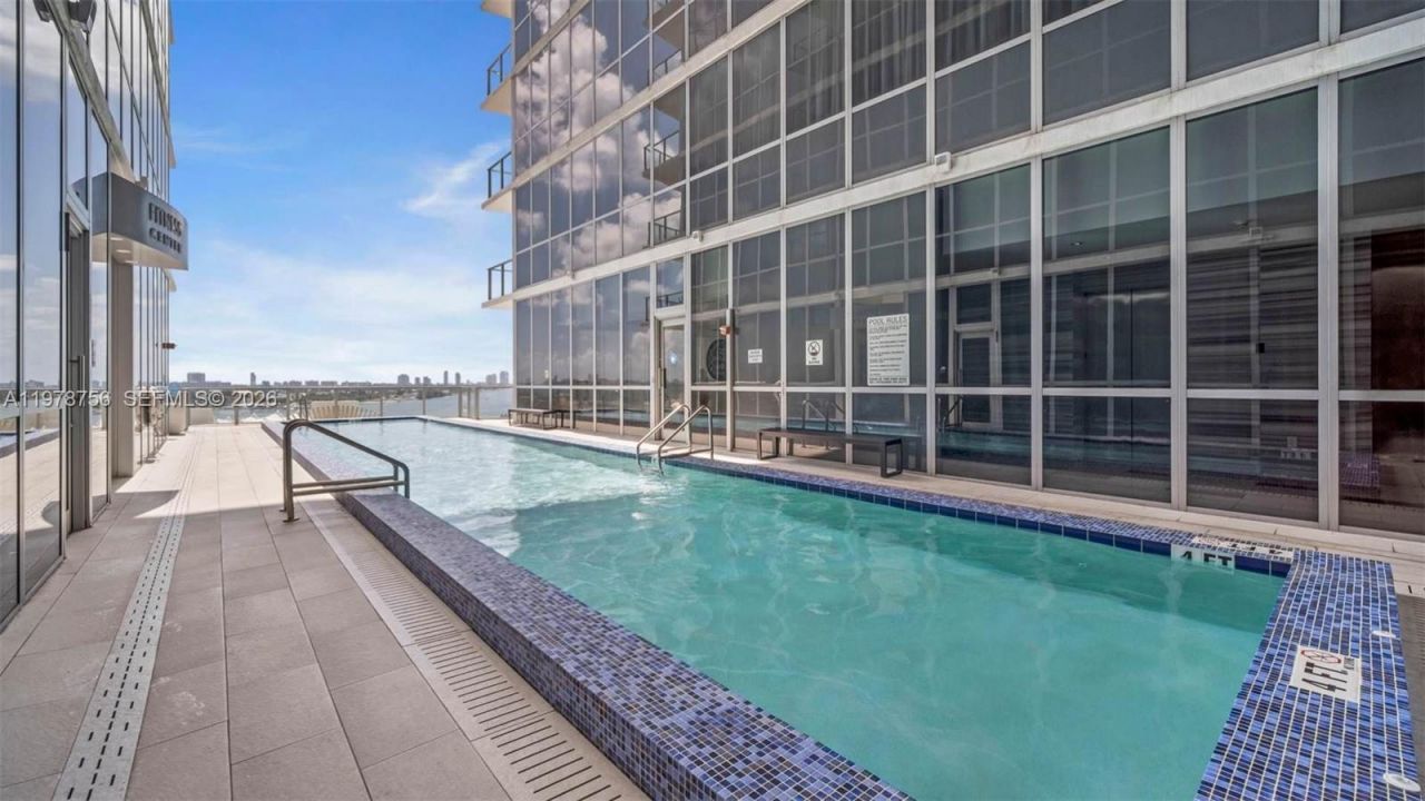 1100 Biscayne Blvd , Unit 4002, Miami, FL 33132 Photo