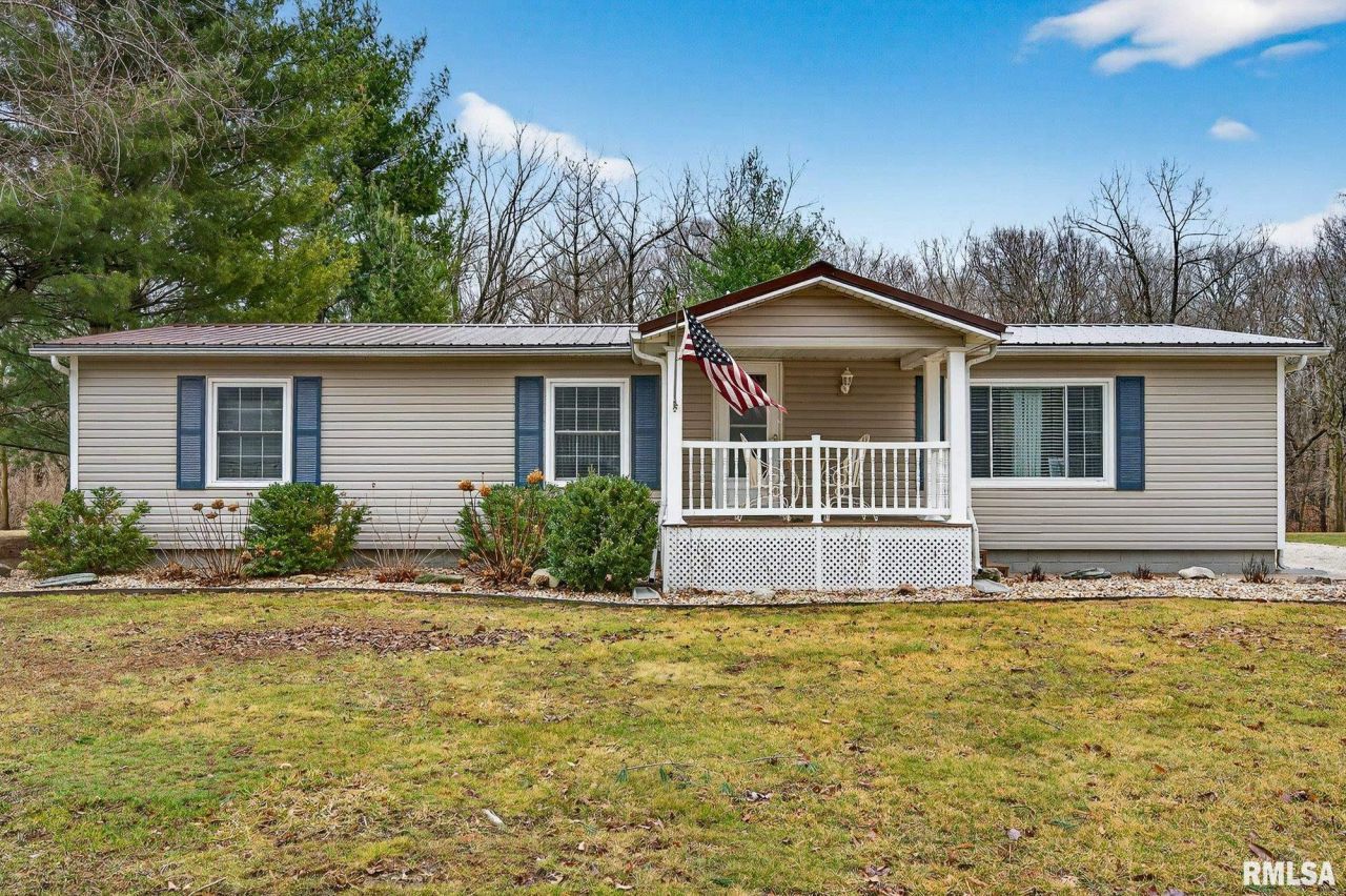 325 Valley View Circle, Dahinda, IL 61428 Main Photo