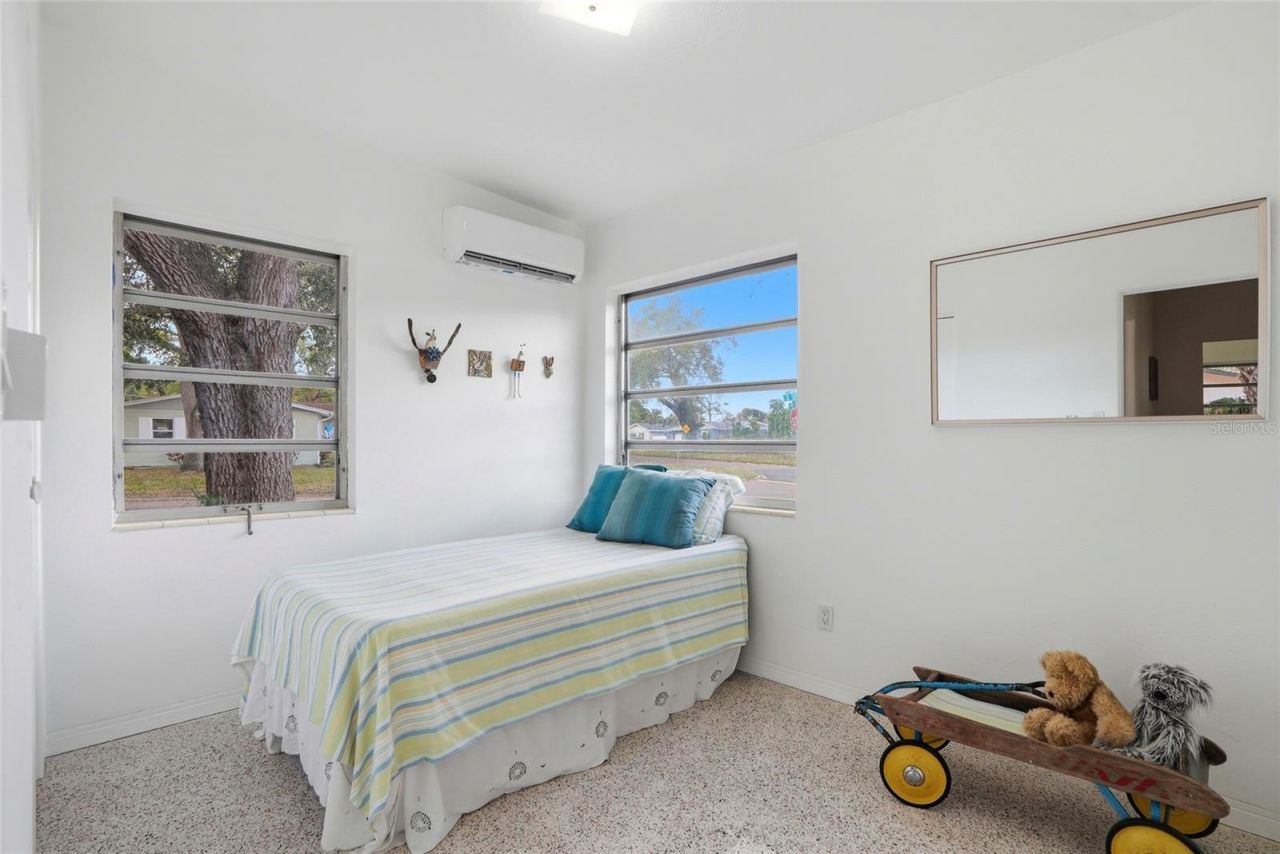 1190 79th Avenue N, Saint Petersburg, FL 33702 Photo