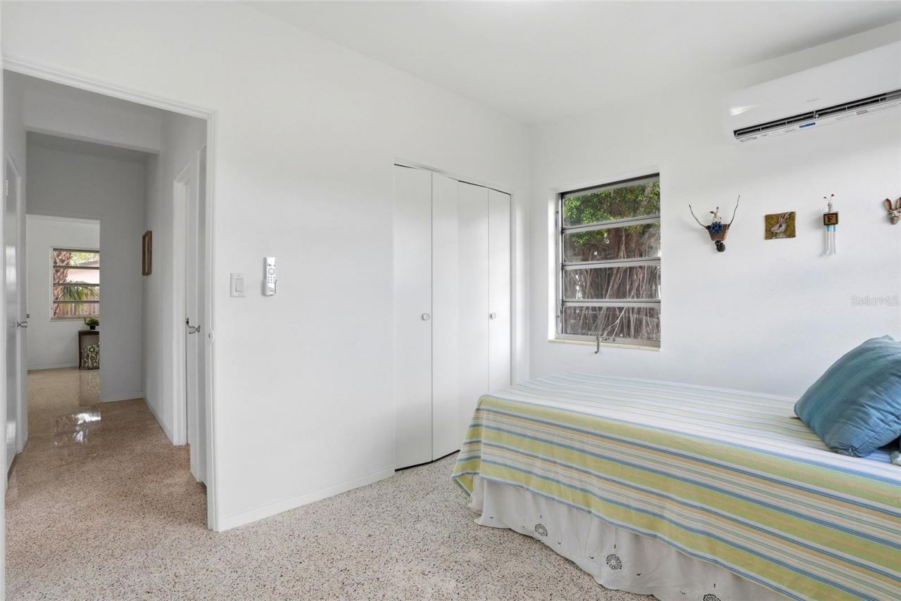 1190 79th Avenue N, Saint Petersburg, FL 33702 Photo