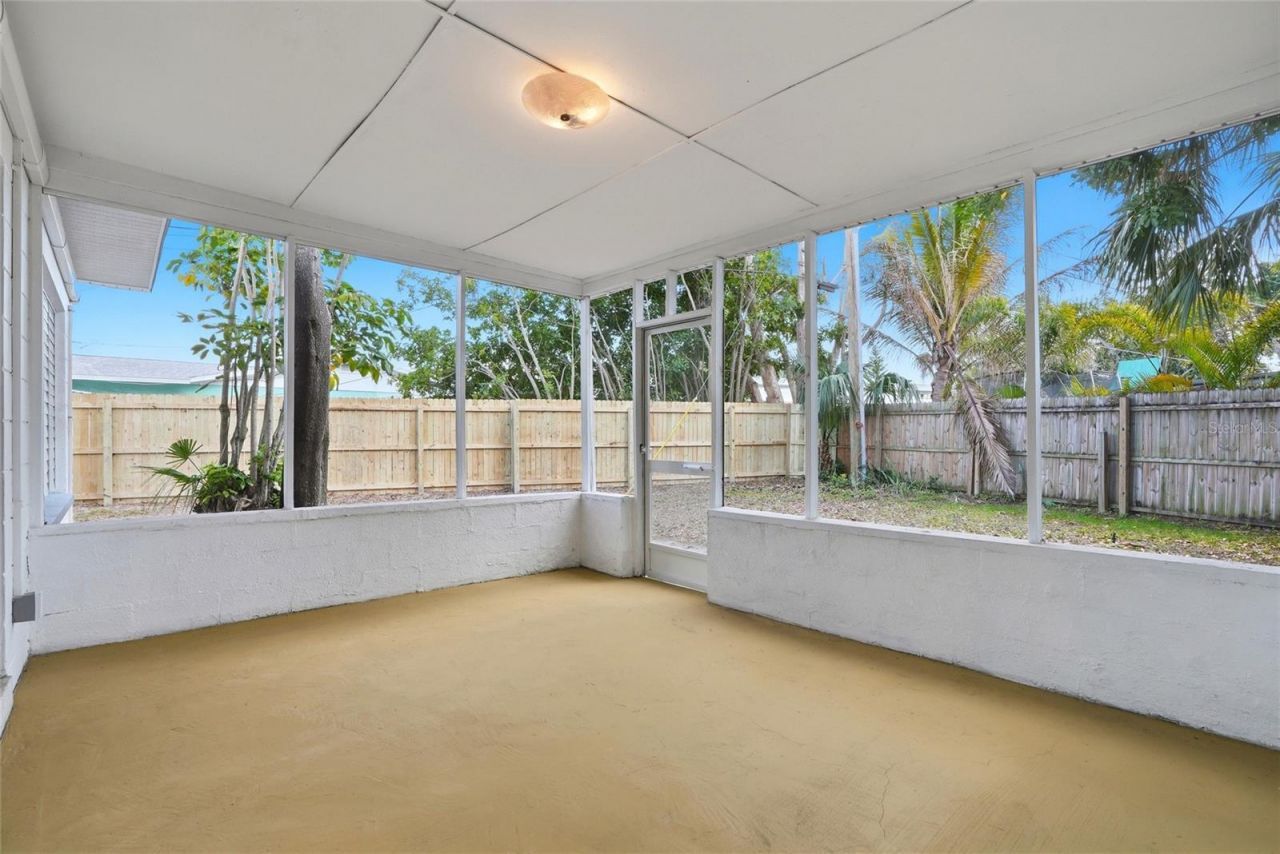 1190 79th Avenue N, Saint Petersburg, FL 33702 Photo