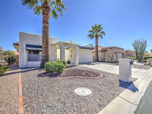 25243 S CLOVERLAND Drive, Sun Lakes, AZ 85248