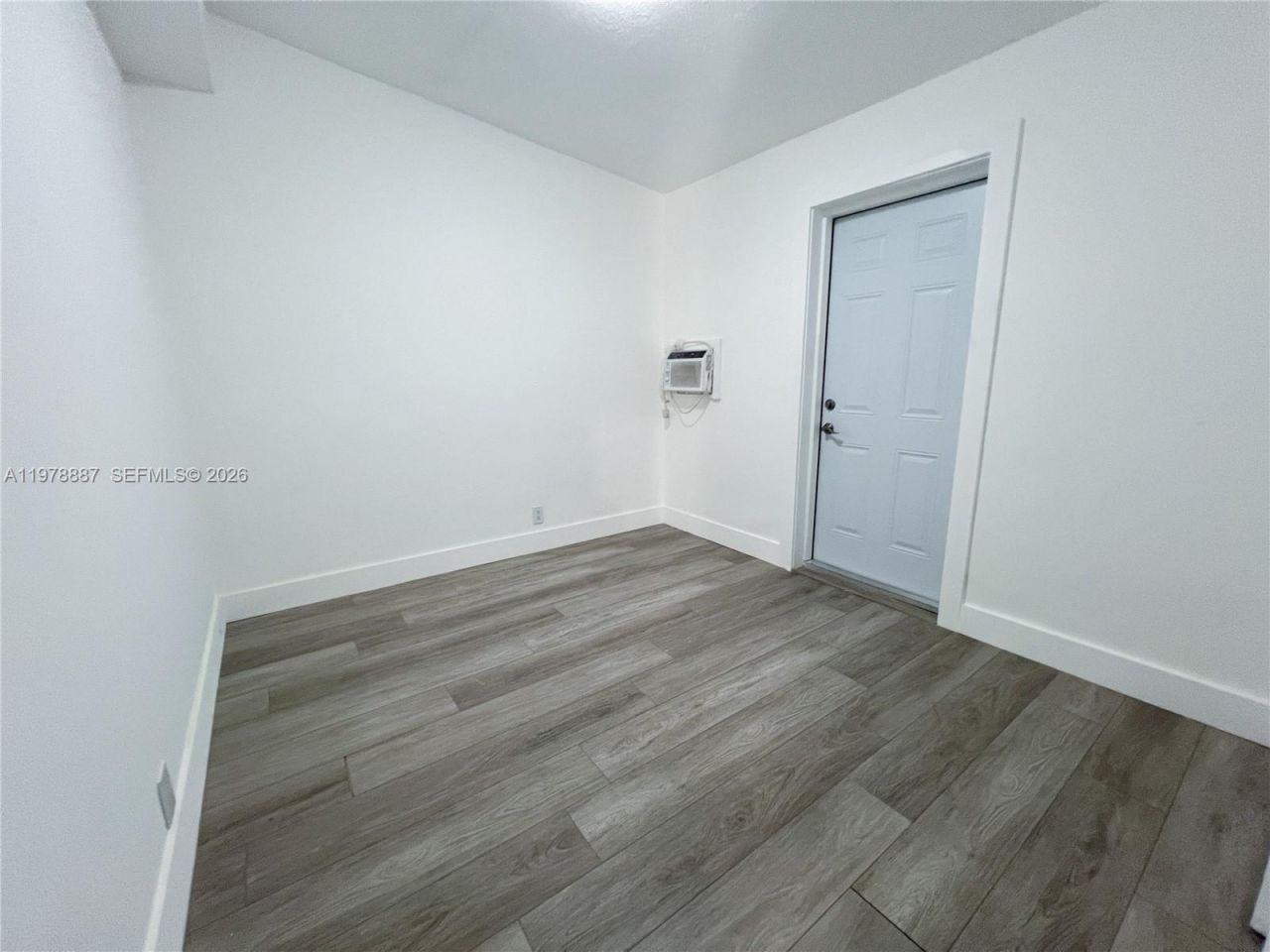 10090 W Fern St, Miami, FL 33157 Photo