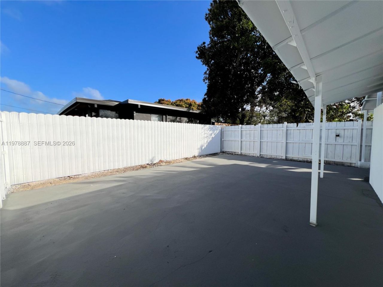 10090 W Fern St, Miami, FL 33157 Photo