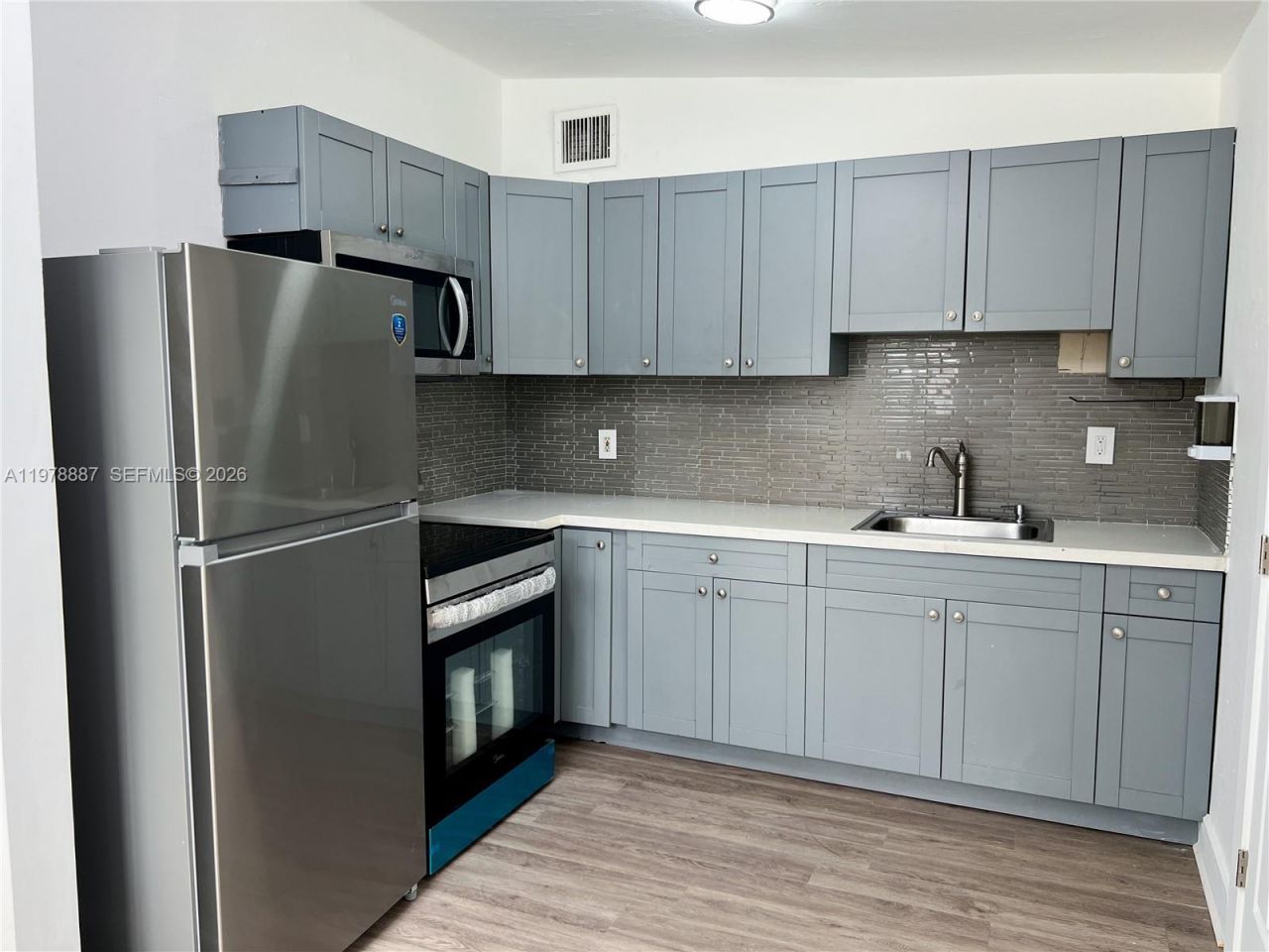 10090 W Fern St, Miami, FL 33157 Photo