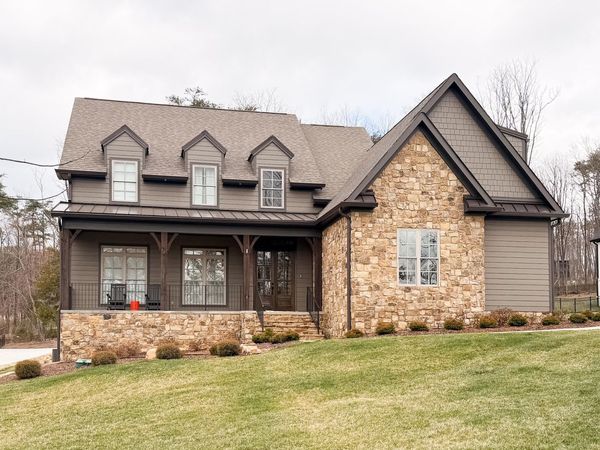 8293 Mountain Laurel Trail, Signal Mountain, TN 37377