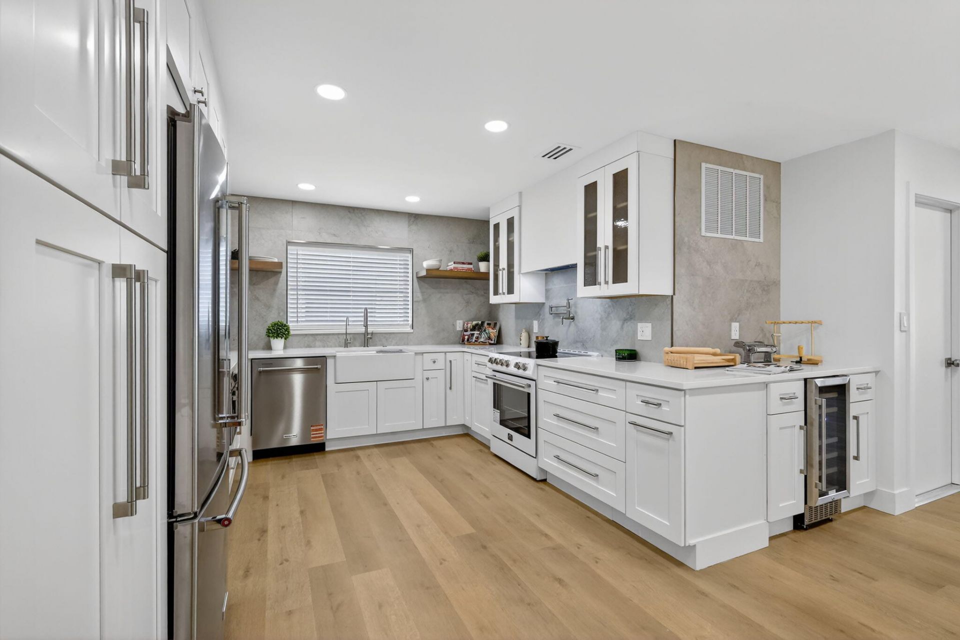 2206 SW 20th Way, Boynton Beach, FL 33426 Photo