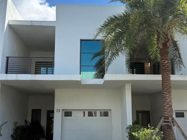 2526 Pierce St, Unit 4, Hollywood, FL 33020