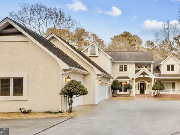140 Thorne Ridge Trail, Fayetteville, GA 30214