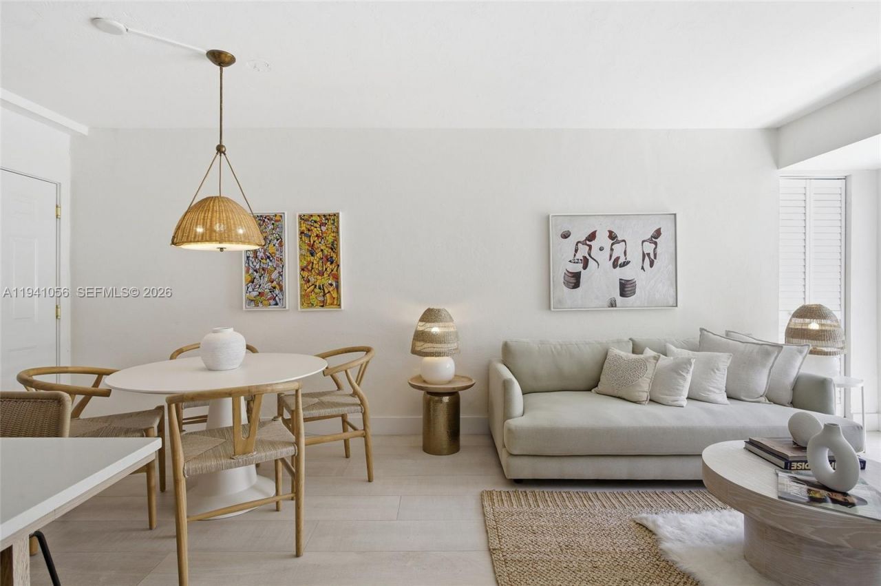 290 Sunrise Dr , Unit 110, Key Biscayne, FL 33149 Photo