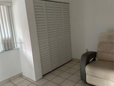 2194 W 60th St, Unit 22213, Hialeah, FL 33016