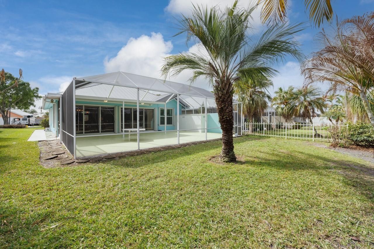 2275 SW Mayflower Dr, Palm City, FL 34990 Photo