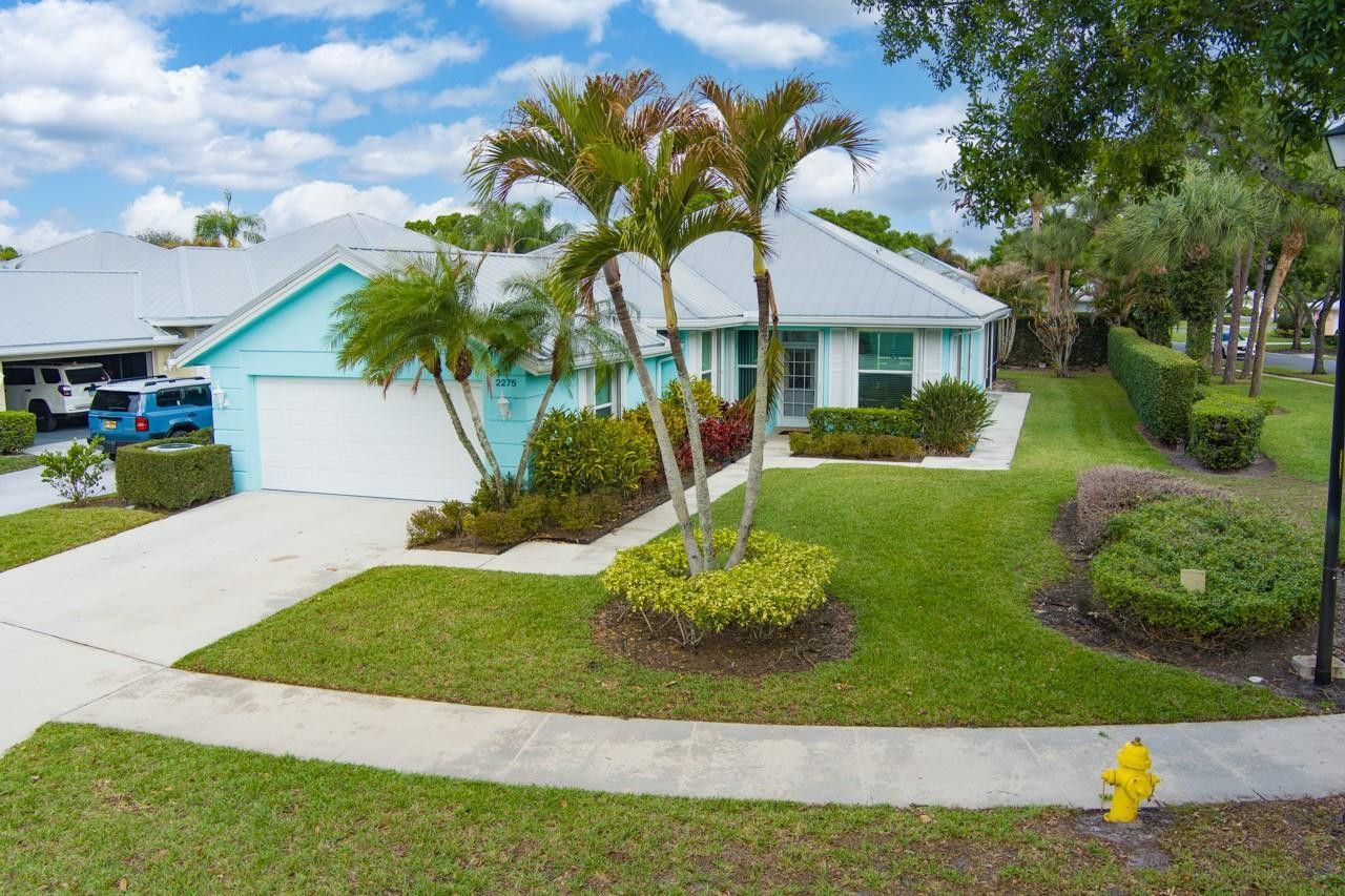 2275 SW Mayflower Dr, Palm City, FL 34990 Photo