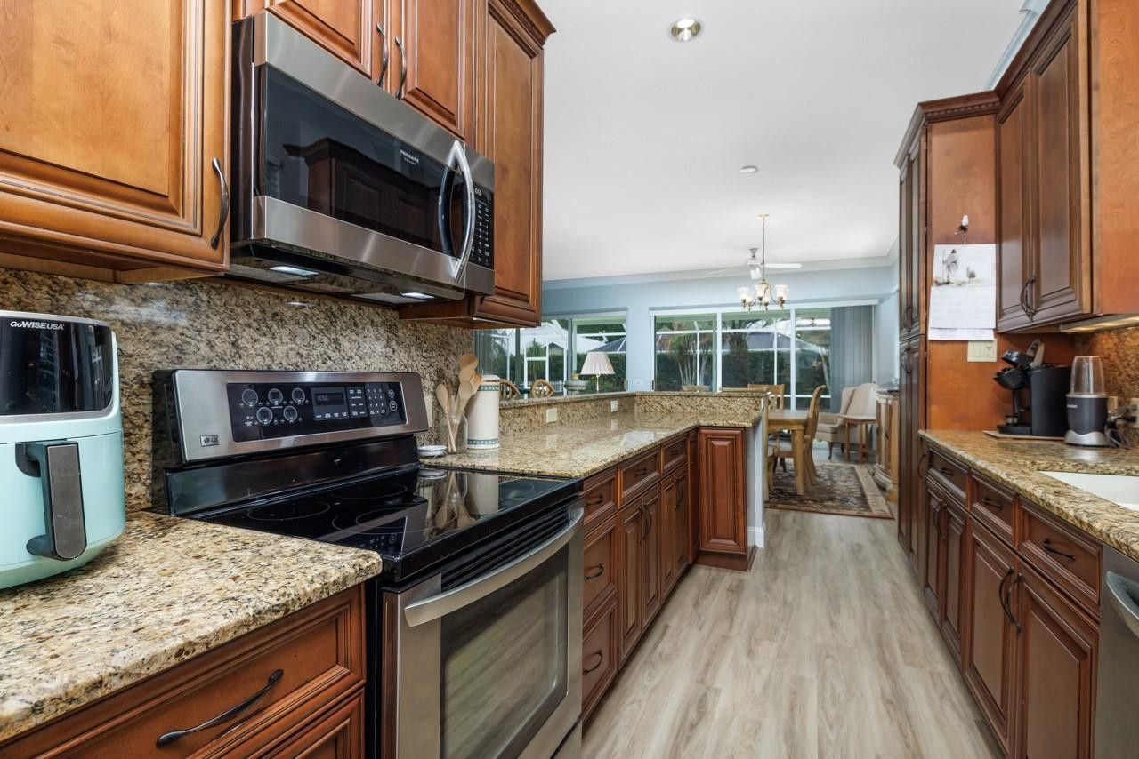 2275 SW Mayflower Dr, Palm City, FL 34990 Photo