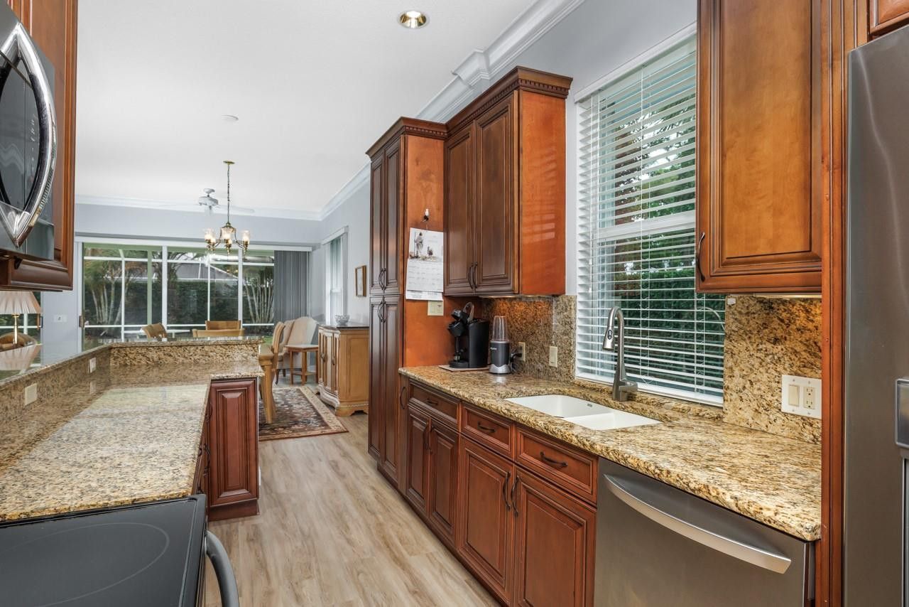 2275 SW Mayflower Dr, Palm City, FL 34990 Photo