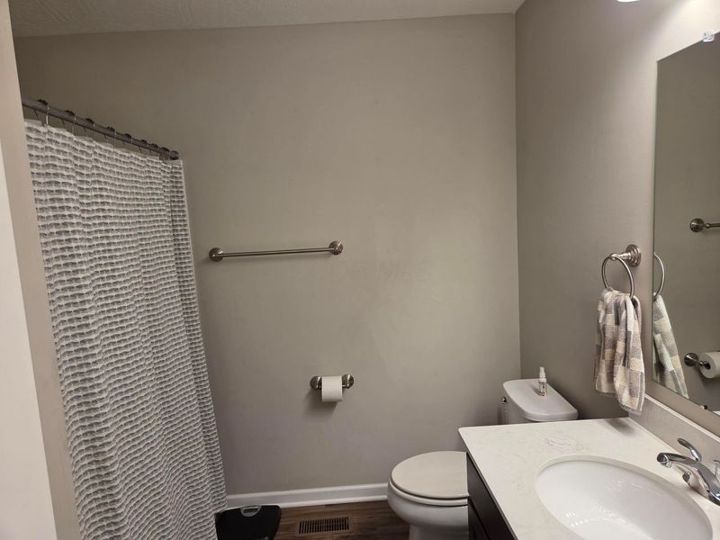 242 Mannaseh Drive W, Granville, OH 43023 Photo 17