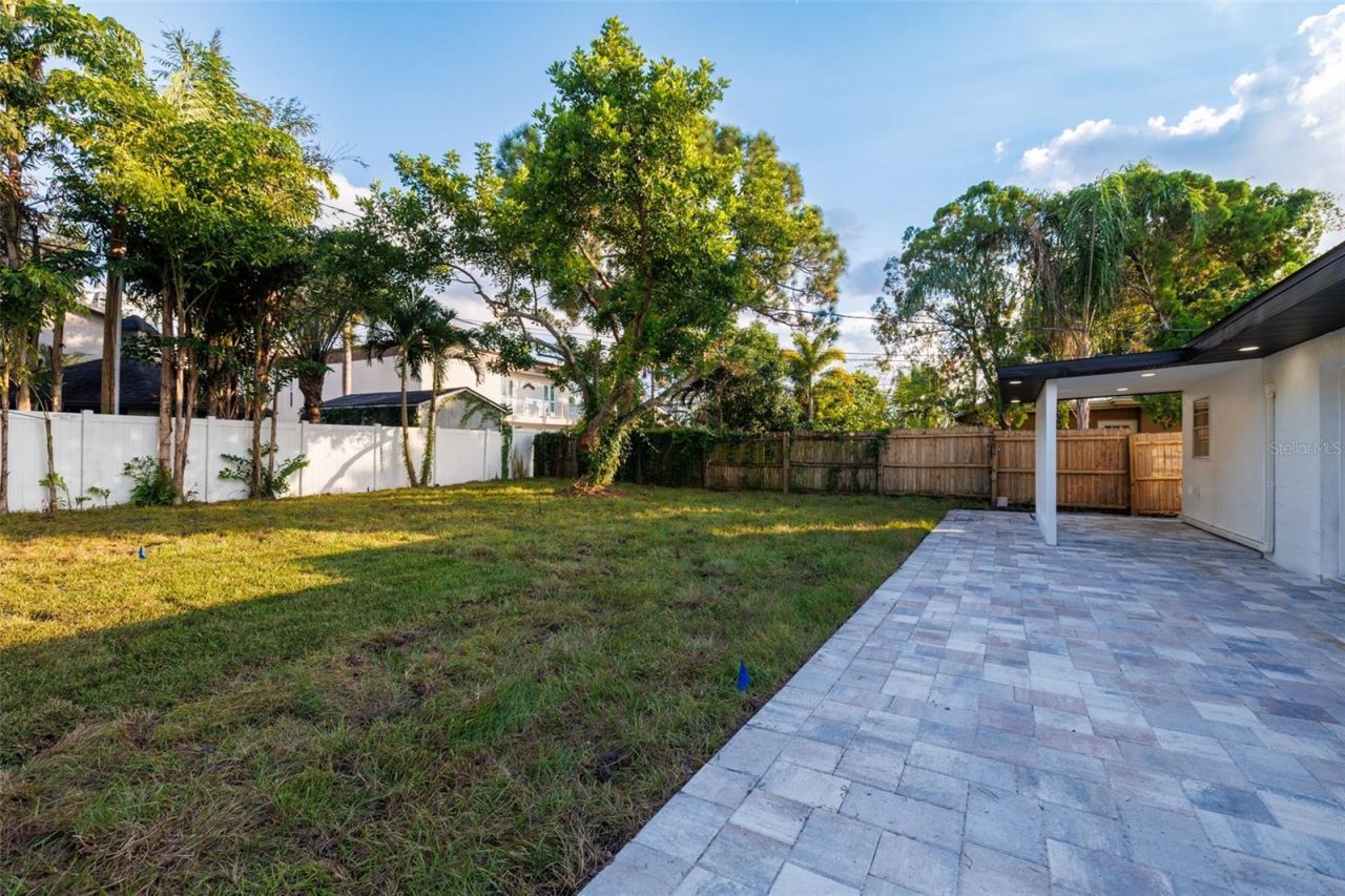 3947 Overlook Drive Ne, Saint Petersburg, FL 33703 Photo