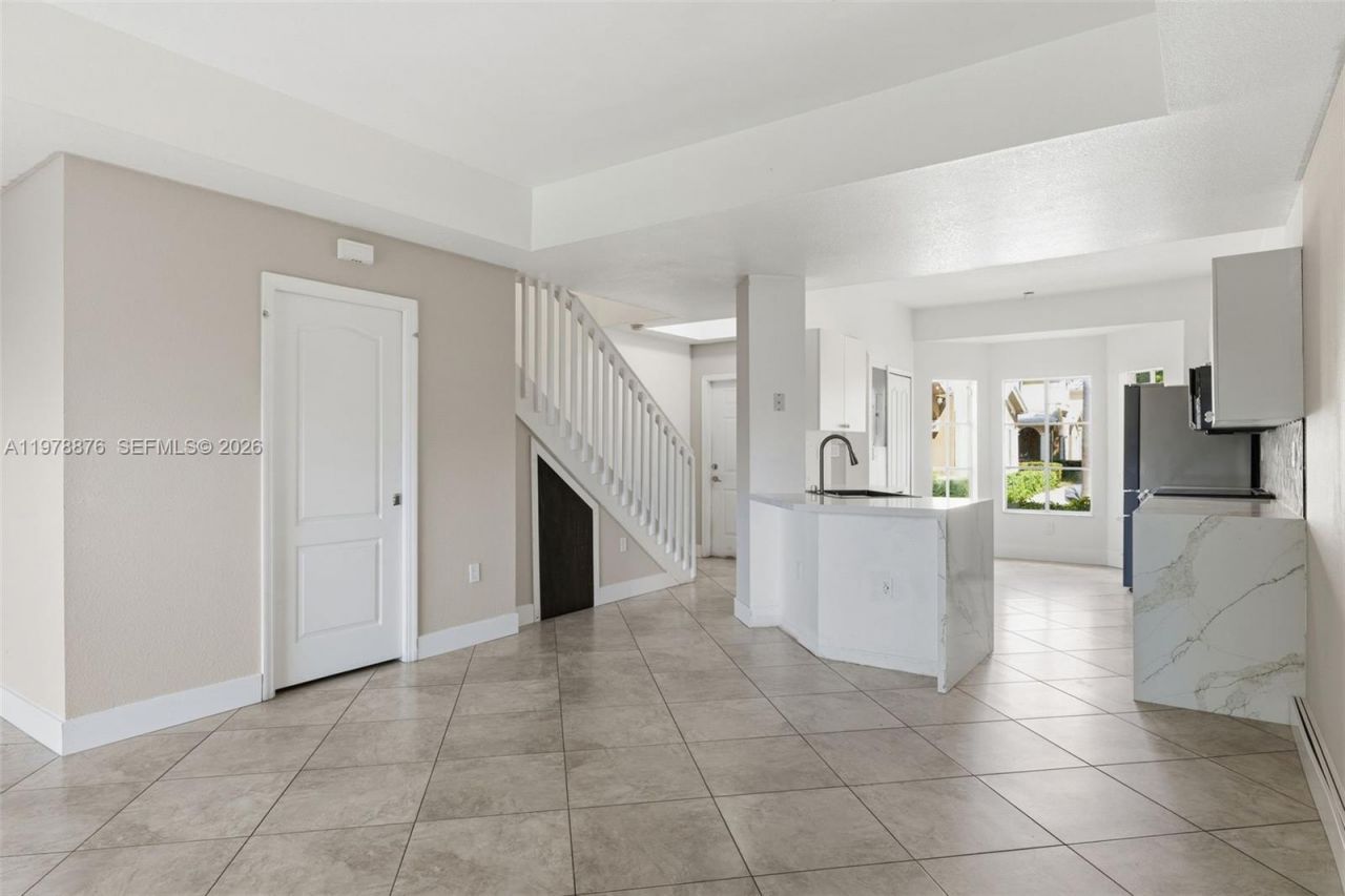 9000 W Flagler St, Unit 7, Miami, FL 33174 Photo