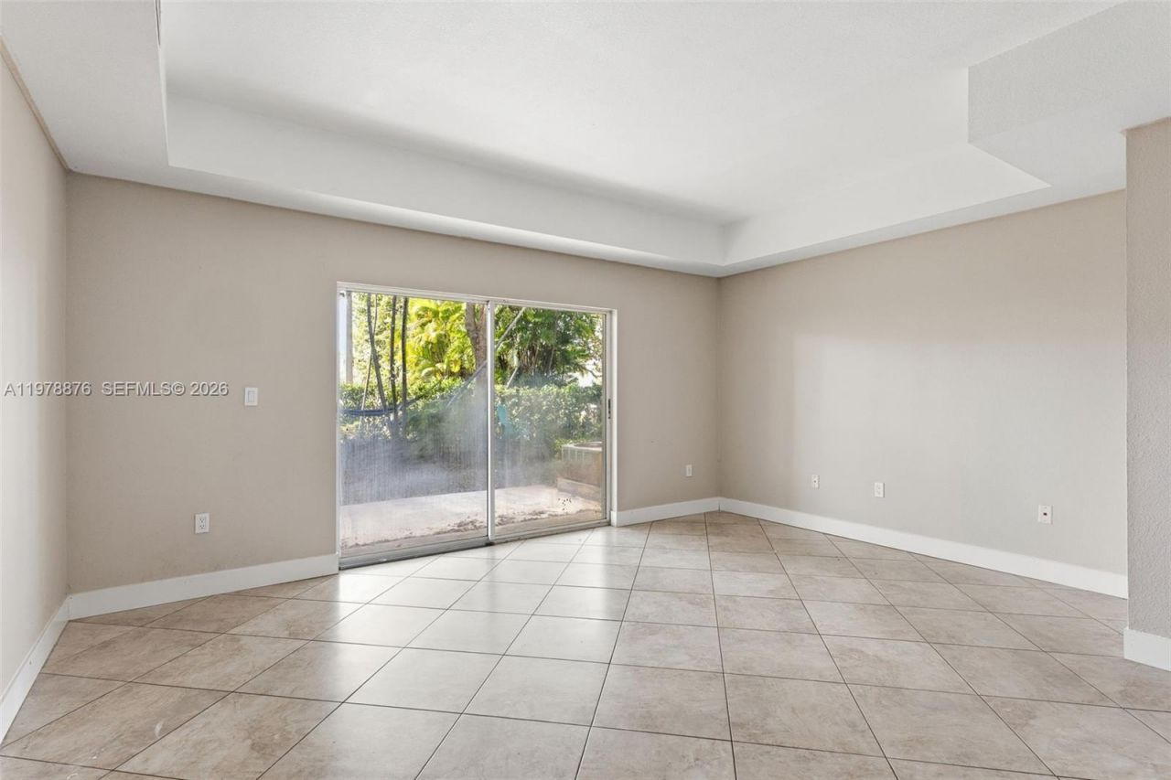 9000 W Flagler St, Unit 7, Miami, FL 33174 Photo