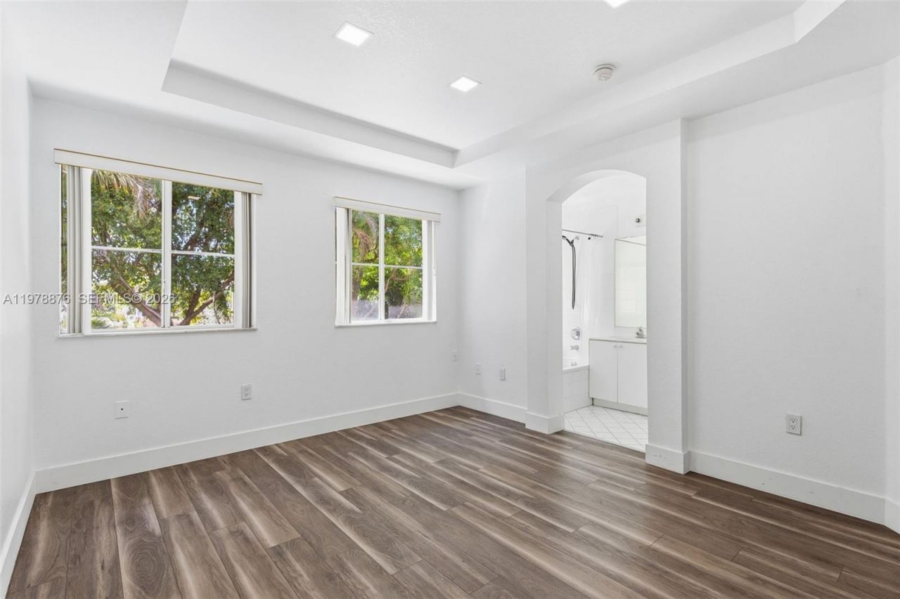 9000 W Flagler St, Unit 7, Miami, FL 33174 Photo