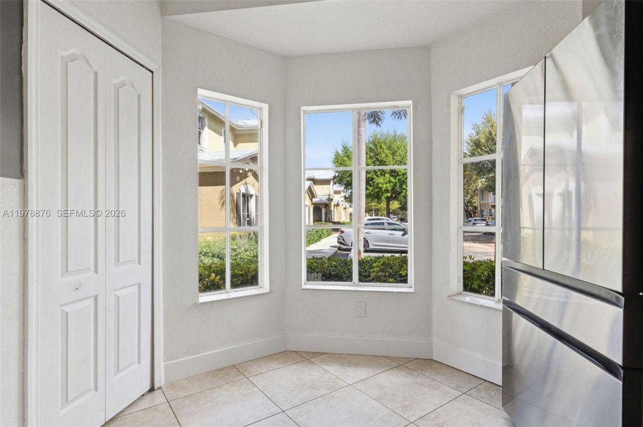 9000 W Flagler St, Unit 7, Miami, FL 33174 Photo