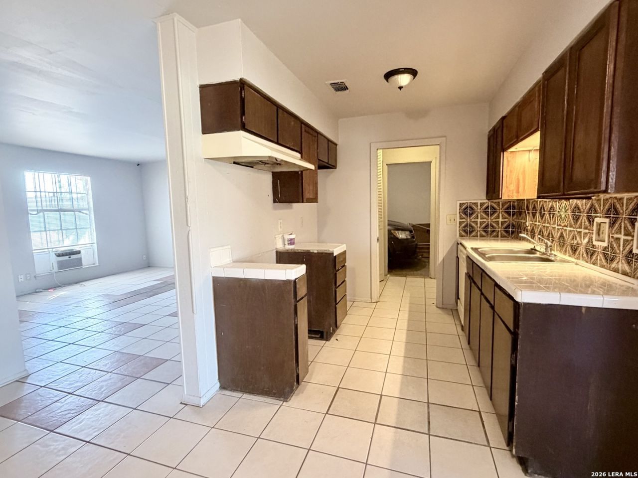 9131 Port Hudson, San Antonio, TX 78245 Main Photo