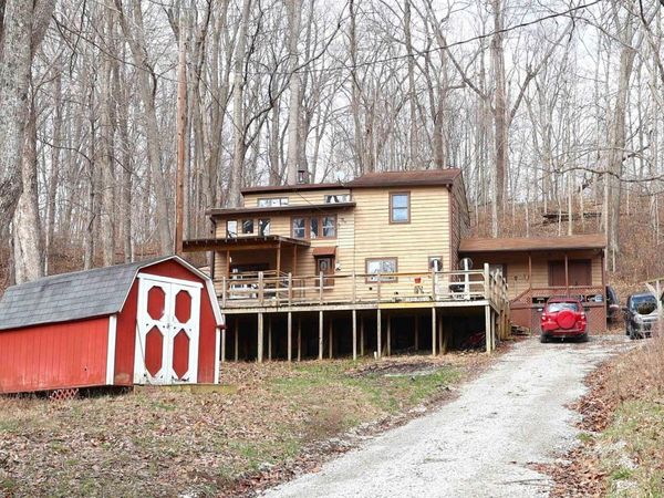 5689 E Bland Road, Bloomfield, IN 47424