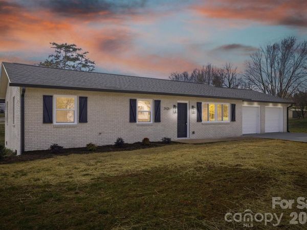 2621 Fairwood Drive SE, Hudson, NC 28638